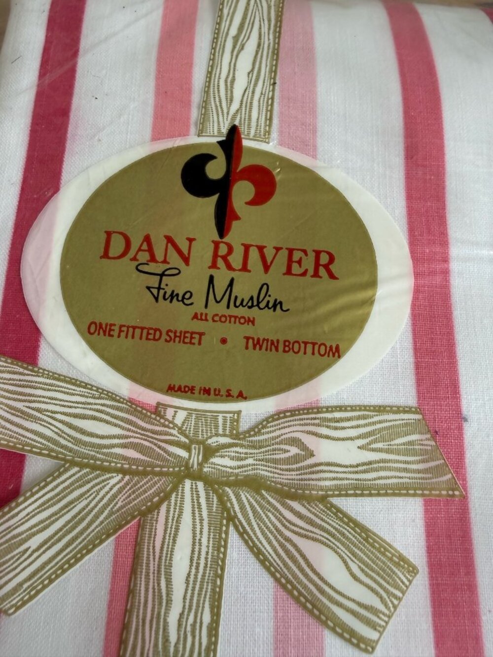 Vintage 60s Dan River Cotton Flat Sheet Pink Stripe Twin NOS - Picture 8 of 9